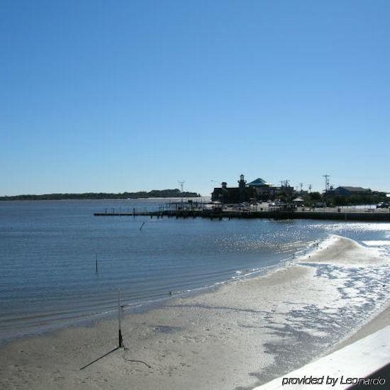 Aparthotel Cedar Cove Beach And Yacht Club Cedar Key Exteriér fotografie